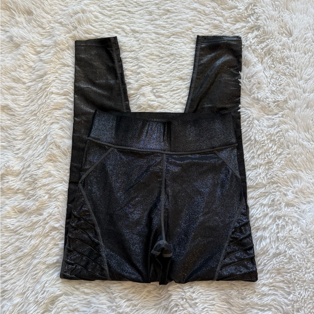 Carbon38 Black Shimmer Moto Leggings - Picture 14 of 16